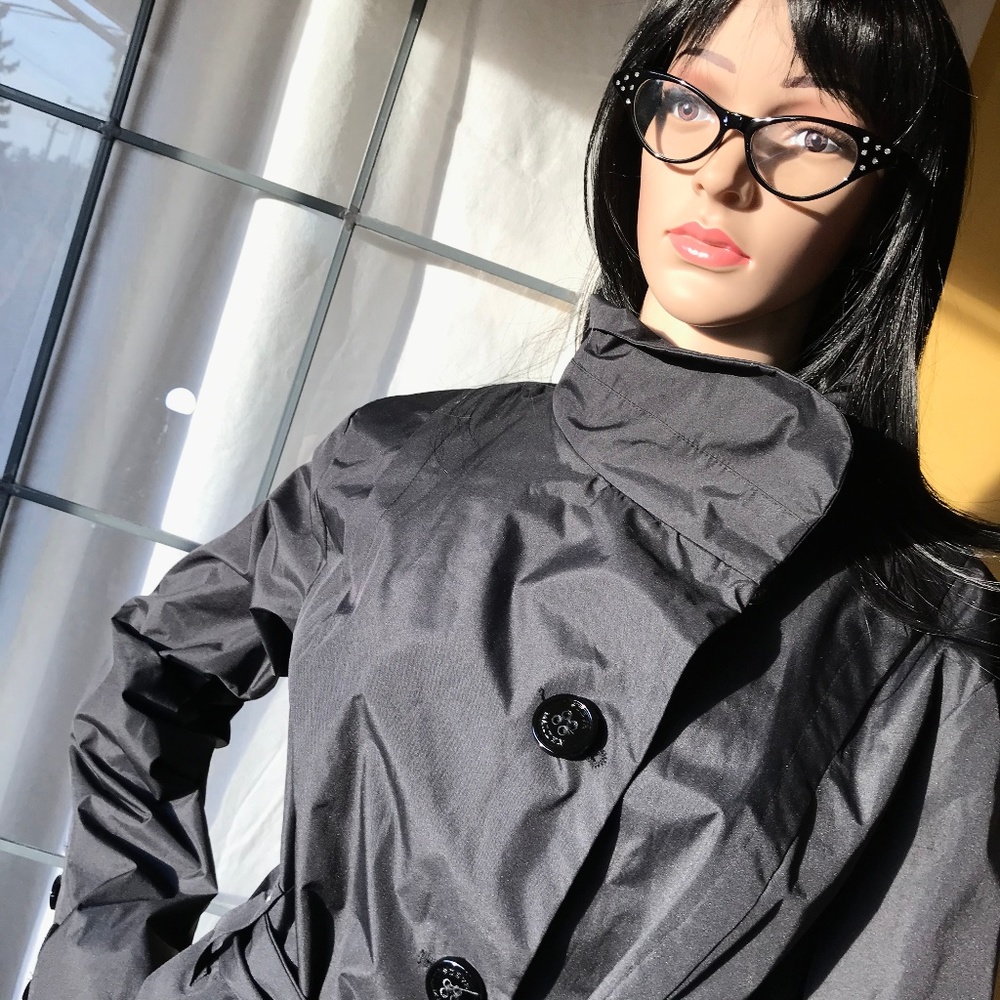 EUC Fabulous Steve Madden Women's Belted Rain Coat